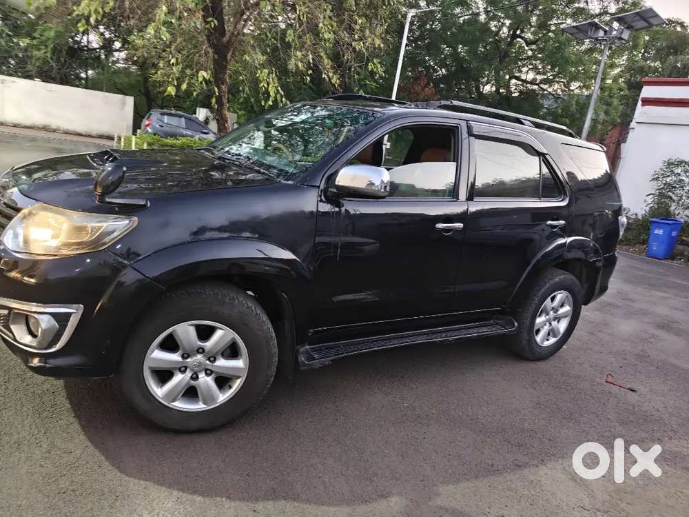 Toyota Fortuner 2010 Diesel 186000 Km Driven