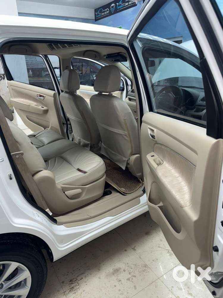 Maruti Suzuki Ertiga Zdi 2015, Driven 100000 Km Only.