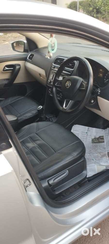Skoda Rapid 1.0 Ambition Tsi, 2017, Petrol