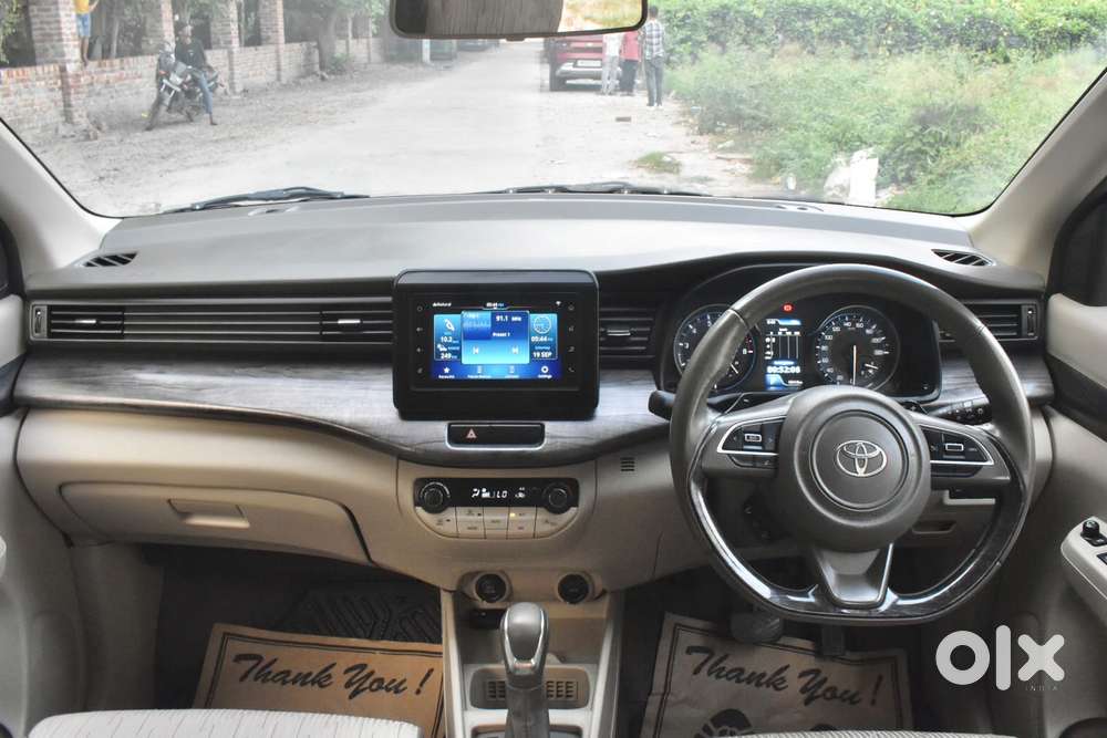 Toyota Rumion V At, 2023, Petrol