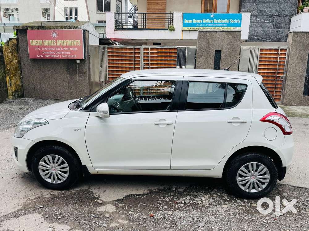 Maruti Suzuki Swift Vxi Optional, 2015, Petrol