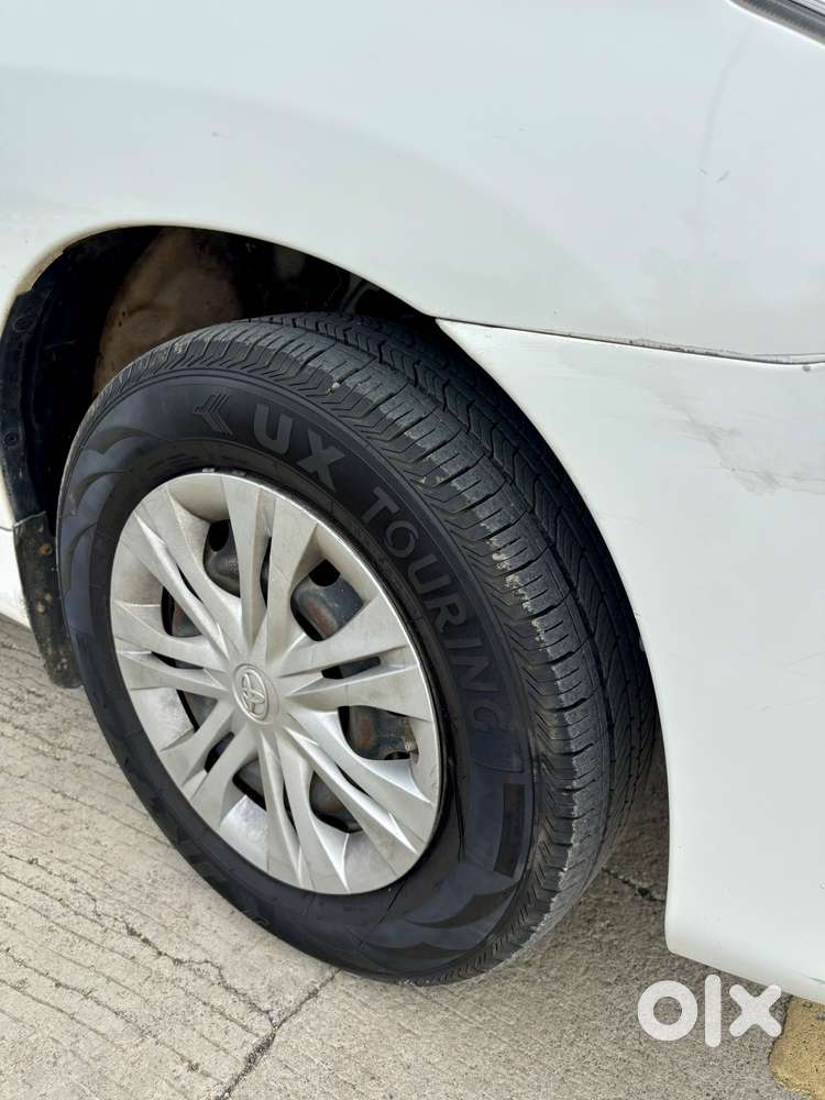 Toyota Innova 2.5 G (diesel) 8 Seater Bs Iv, 2015, Diesel
