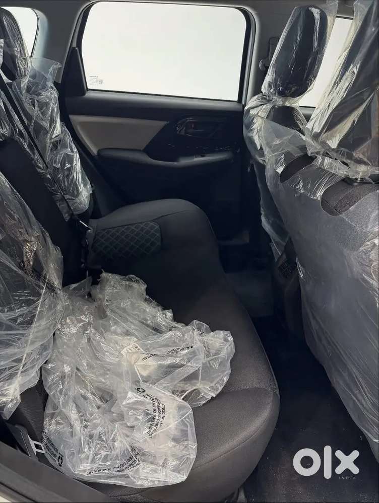 Maruti Suzuki Victoris 2026 Petrol 00 Km Driven