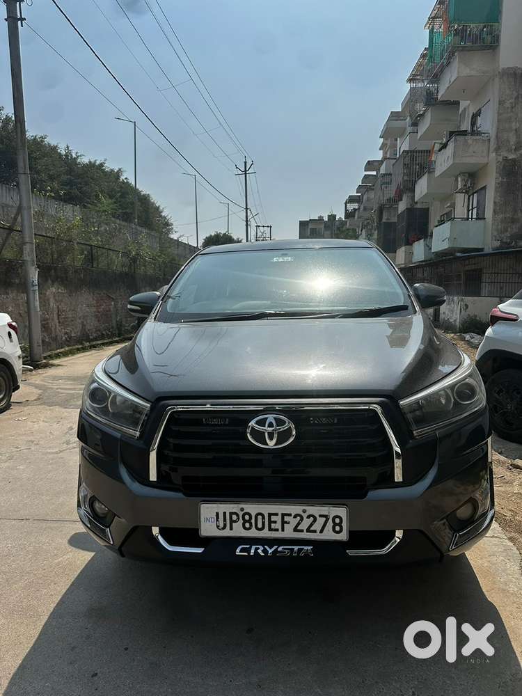Toyota Innova Crysta 2017