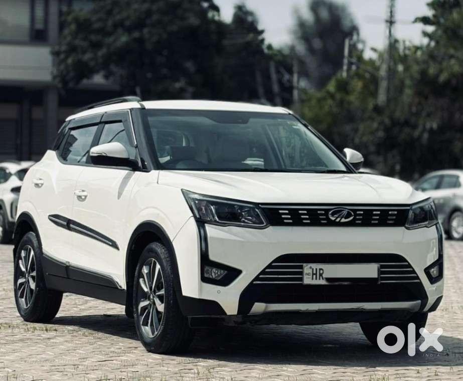 Mahindra Xuv300 W8, 2021, Petrol