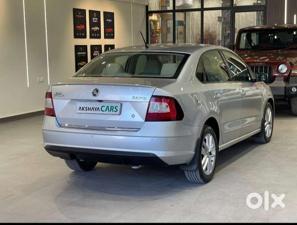 Skoda Rapid 1.0 Style At, 2020, Petrol