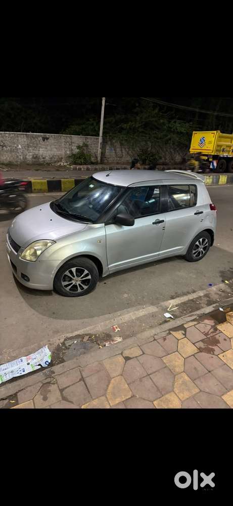 Swift Maruti Petrol 2006