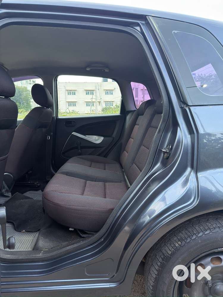 Ford Figo Petrol 2011