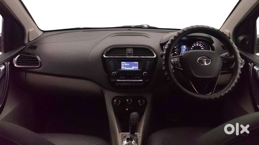Tata Tiago 1.2 Revotron Xza, 2018, Petrol