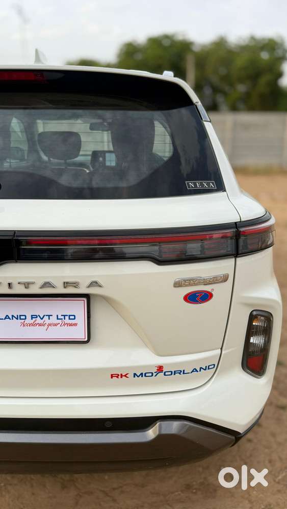 Maruti Suzuki Grand Vitara 1.5 Zeta Plus Intelligent Hybrid Ecvt, 20..