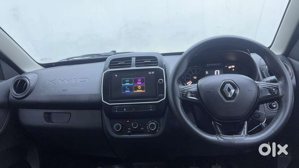 Renault Kwid 1.0 Climber (o) Dual Tone, 2024, Petrol