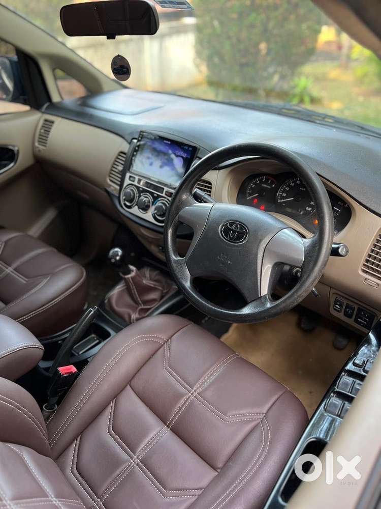 Toyota Innova 2.5 Gx 7 Str Bs-iii, 2016, Diesel