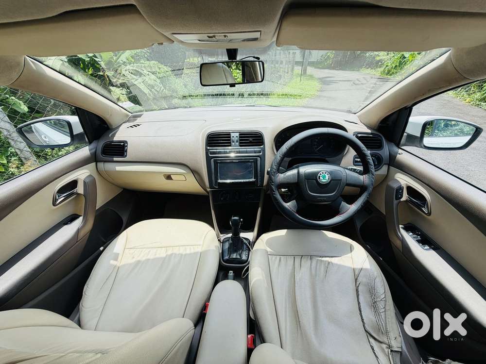 Skoda Rapid 1.6 Mpi At Ambition, 2012, Petrol