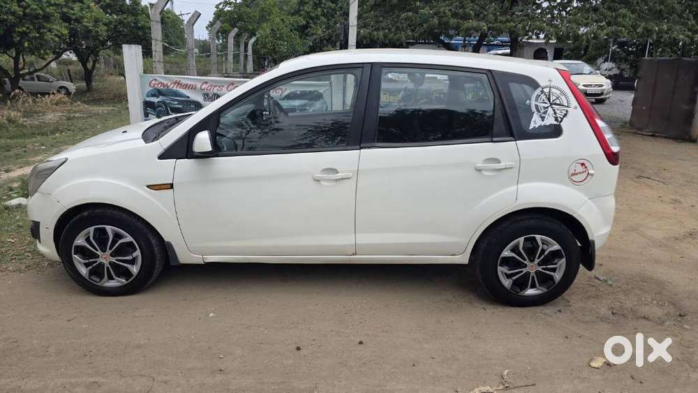 Ford Figo 1.5d Trend Mt, 2015, Diesel