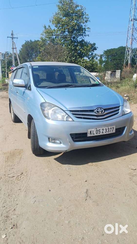 Toyota Innova 2.5 V 7 Str, 2009, Diesel