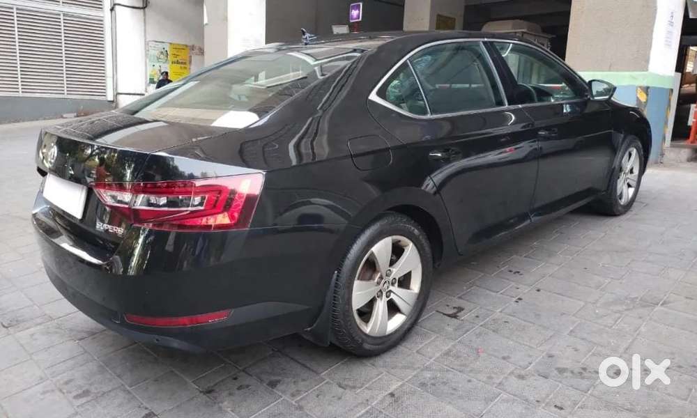 Skoda Superb [ ] 1.8 Style Tsi At, 2017, Petrol