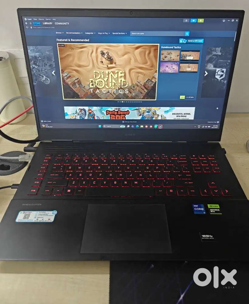 Omen 17; Intel i7 13700HX RTX 4070 8 GB, 32 GB DDR5 RAM, 1.5TB SSD