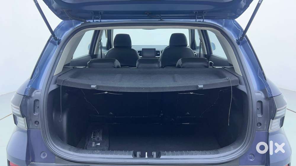 Hyundai Venue 1.0 S (o) Turbo Dct, 2023, Petrol