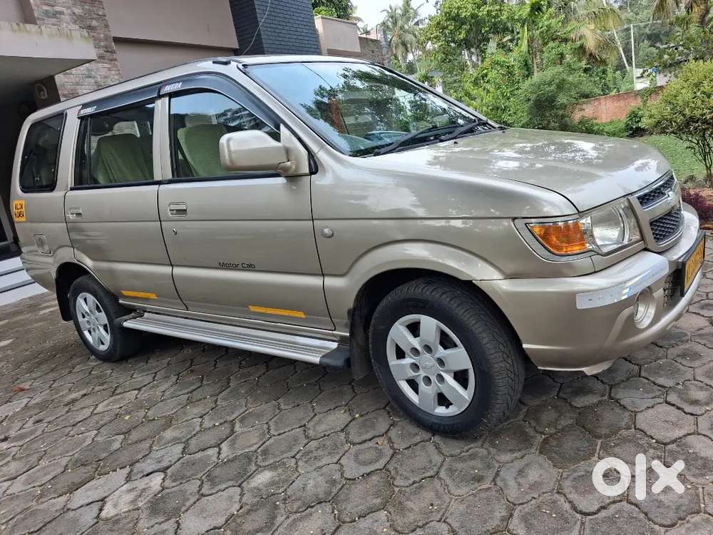 Chevrolet Tavera 2013 Diesel 210000 Km Driven
