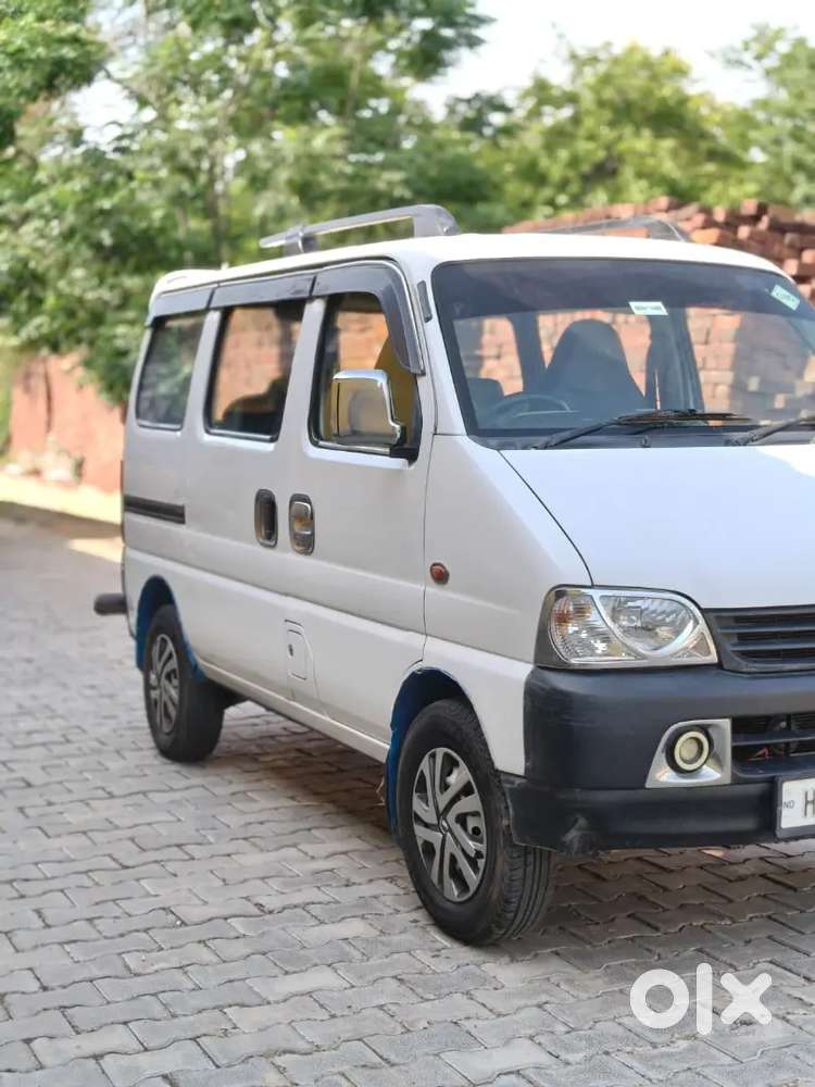 Maruti Suzuki Eeco 2023 Cng & Hybrids 72000 Km Driven
