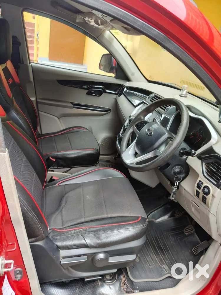 Mahindra Kuv100 Yellow Borad