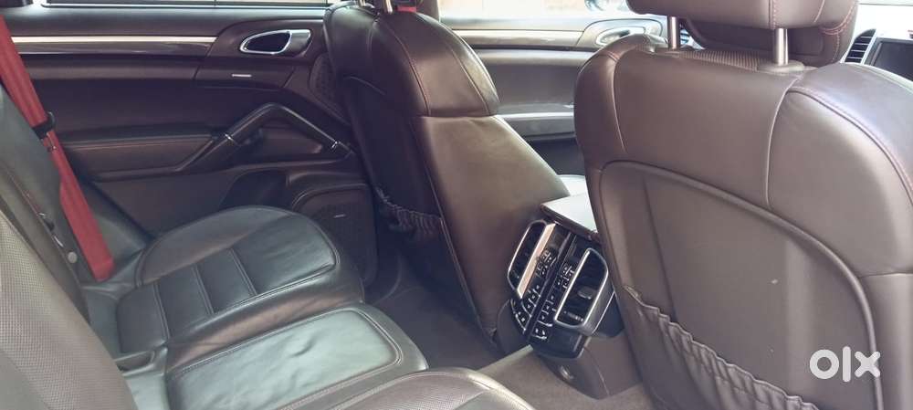 Porsche Cayenne Turbo S, 2015, Petrol