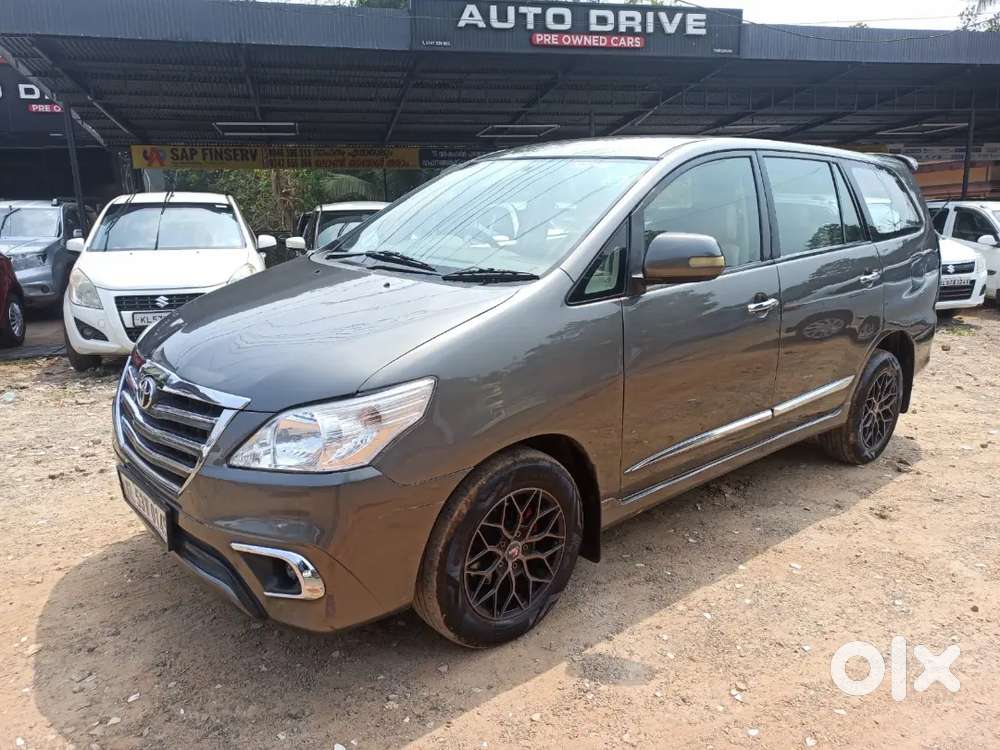 Toyota Innova 2012 Diesel Well Maintained