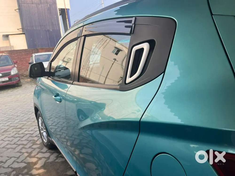 Mahindra Kuv 100 2017