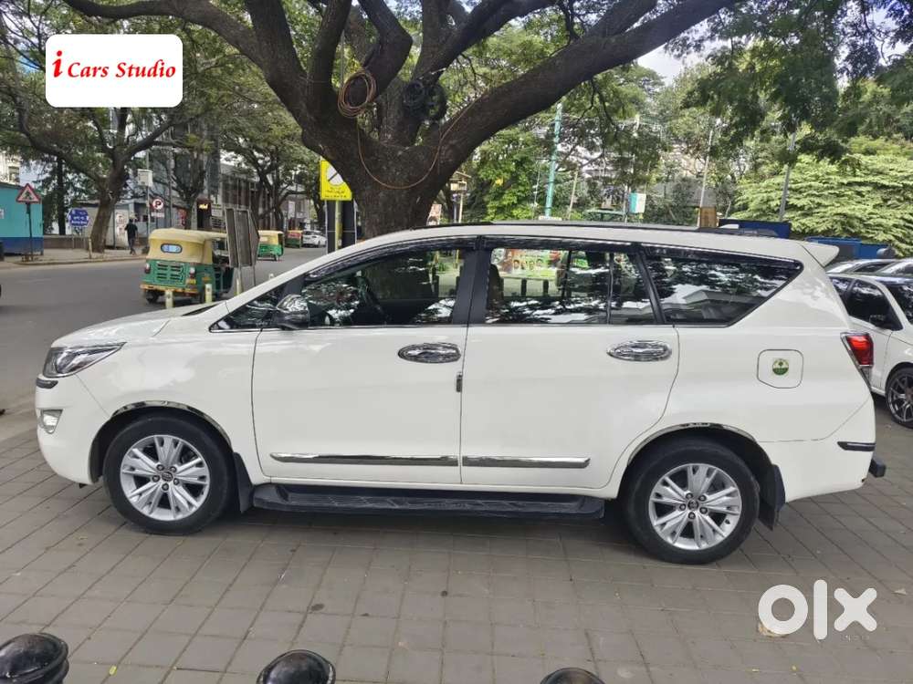 Toyota Innova Crysta 2.8 Zx At 7 Seater, 2019, Diesel