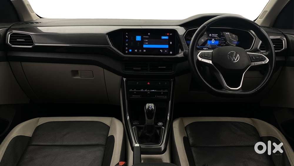 Volkswagen Taigun 1.0 Tsi Topline At, 2023, Petrol