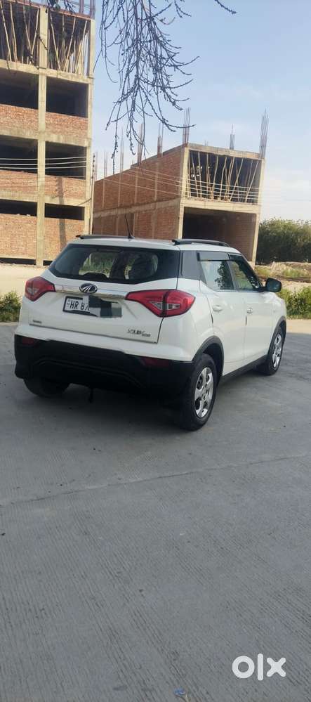 Mahindra Xuv300 W6, 2022, Petrol