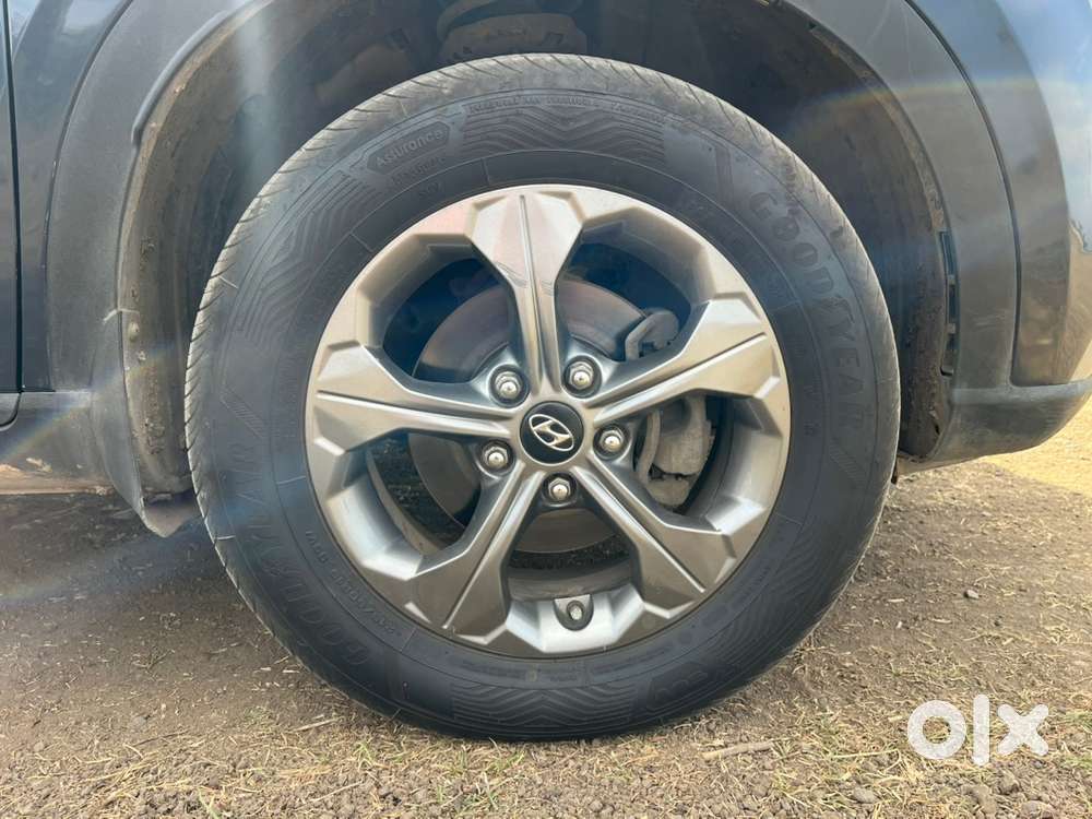 Hyundai Venue 2019 Diesel 80000 Km Driven