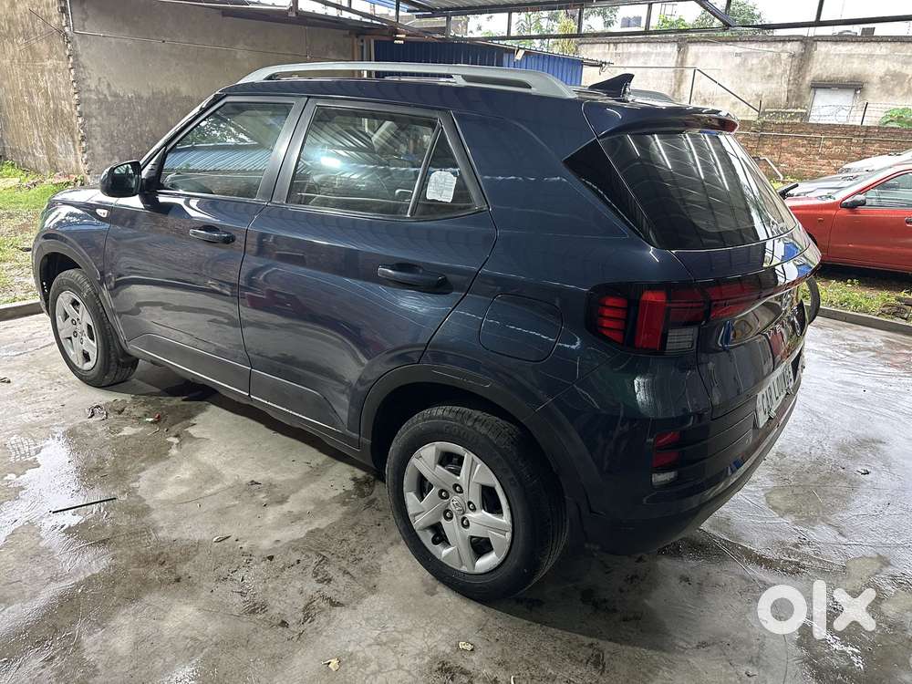 Hyundai Venue S Mt 1.2 Kappa, 2022, Petrol