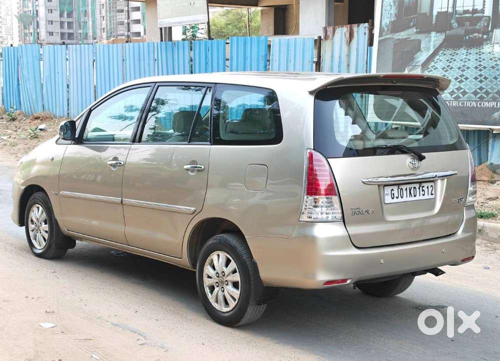 Toyota Innova 2.5 Vx 8 Str Bs-iii, 2010, Diesel