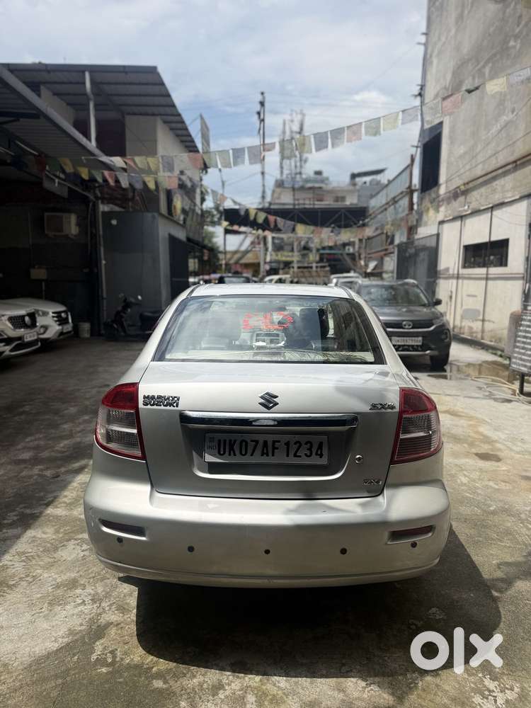 Maruti Suzuki Sx4 Zxi Mt Bsiv Leather, 2010, Petrol