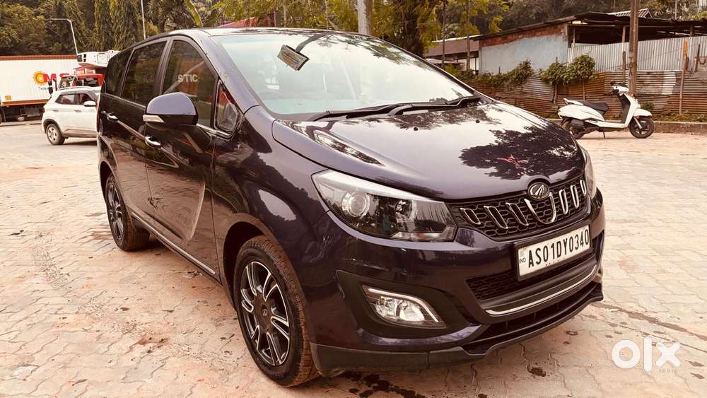 Mahindra Marazzo M8, 2019, Diesel
