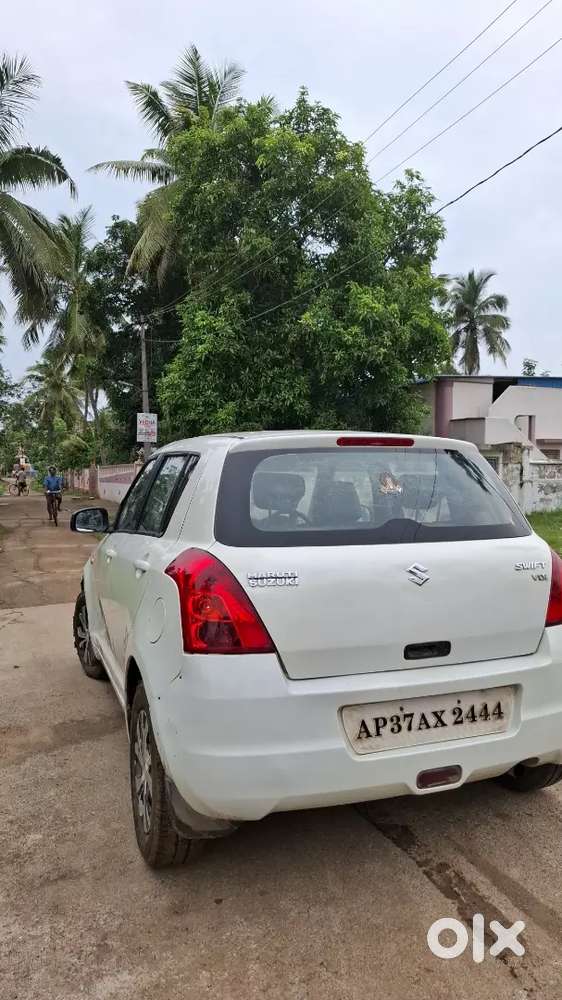 Maruti Suzuki Swift 2010 Vdi Bsiv