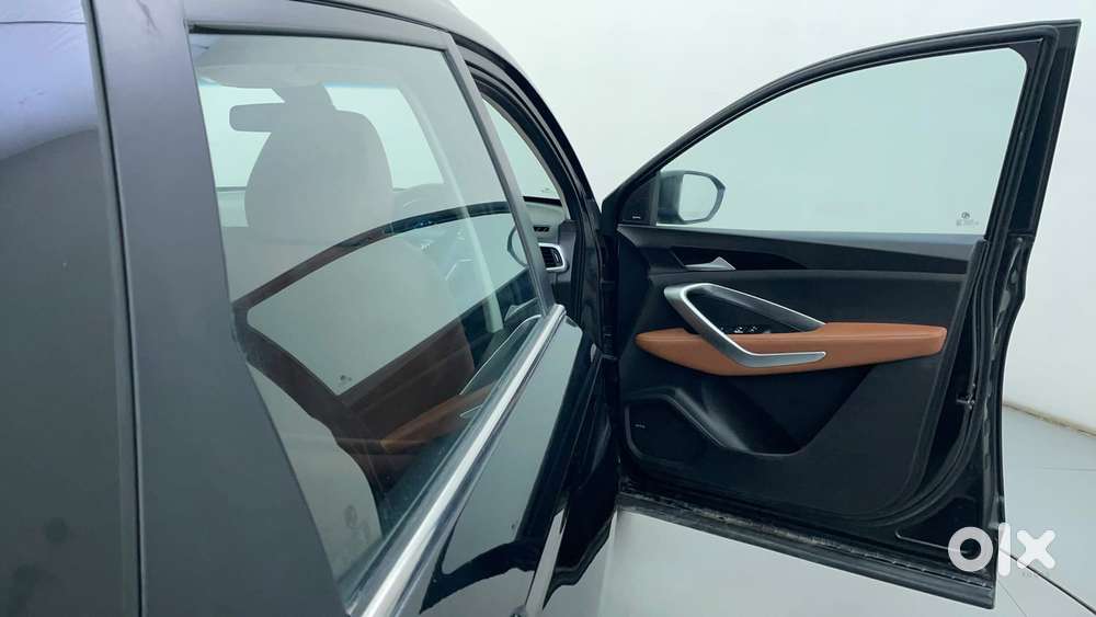 Mg Hector Plus 1.5 Sharp Turbo Cvt 6 Str, 2021, Petrol