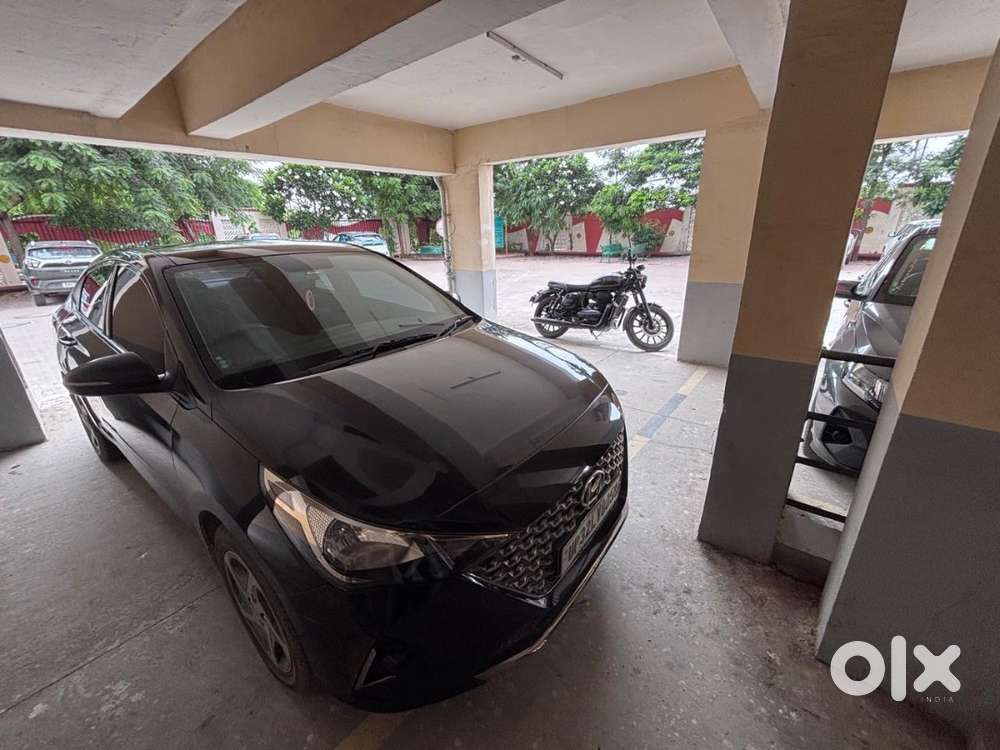 Up 32 Black Deisel Verna Owner Car
