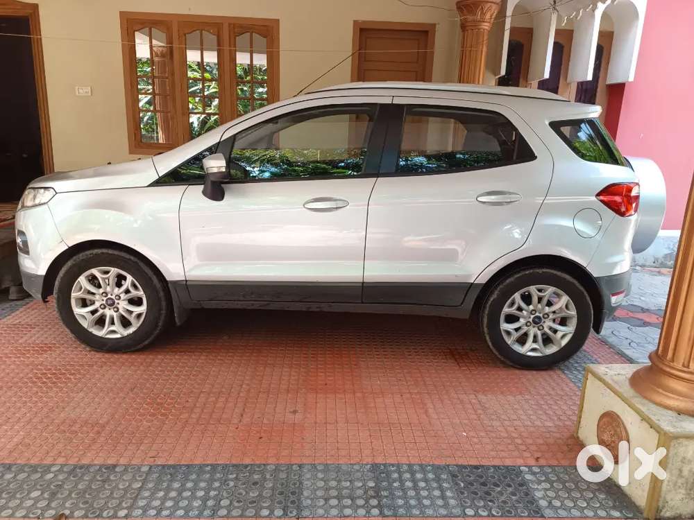 Ford Ecosport Titanium 2015 Automatic Petrol 63000 Km