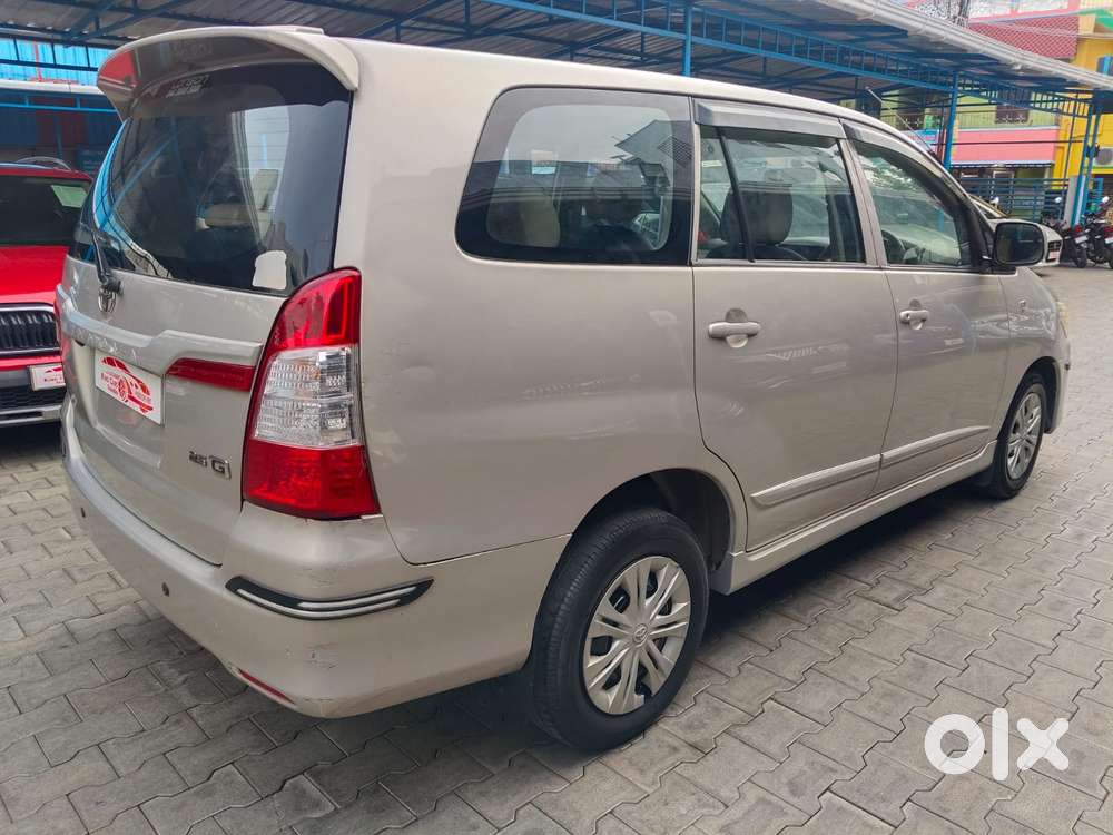 Toyota Innova 2.5 Gx 7 Str Bs-iii, 2014, Diesel