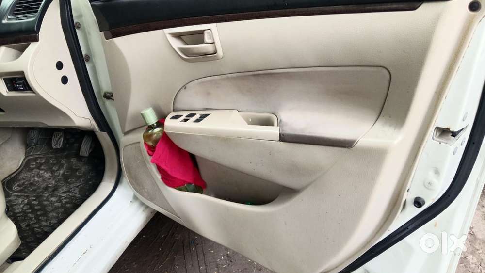 Maruti Suzuki Swift Dzire Lxi Option, 2016, Cng & Hybrids