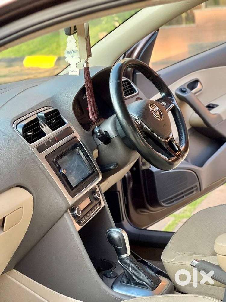 Volkswagen Vento 1.5 Tdi Highline Plus At, 2015, Diesel