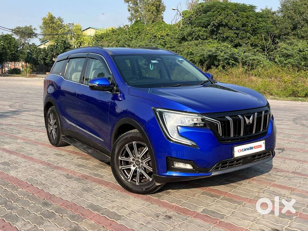 Mahindra Xuv700 2.0 Ax 7 Petrol Mt Str, 2022, Petrol