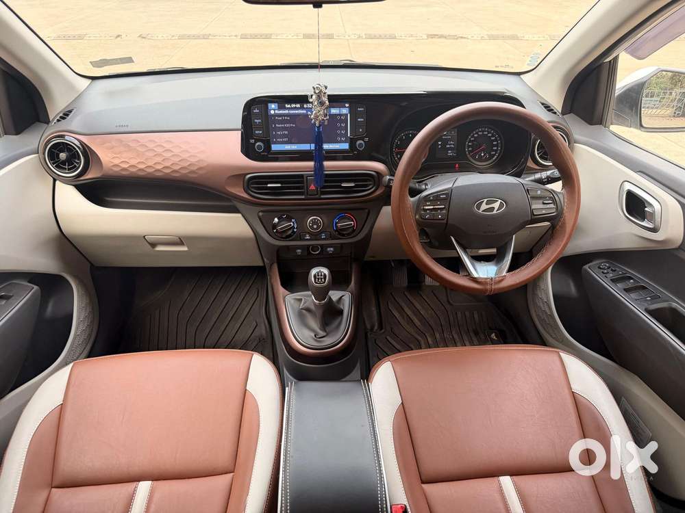Hyundai Aura 1.2 Sx Cng, 2025, Cng & Hybrids