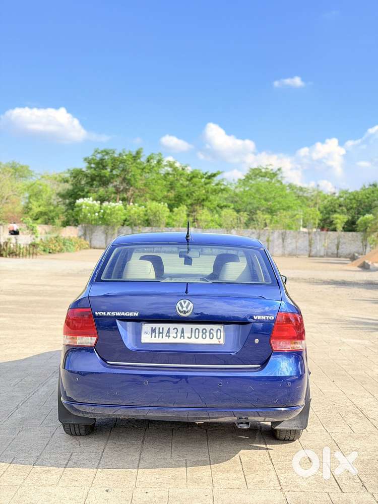 Volkswagen Vento 1.6 Highline, 2011, Petrol