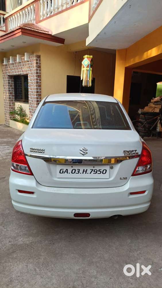 Maruti Suzuki Swift Dzire 2011 Petrol Well Maintained