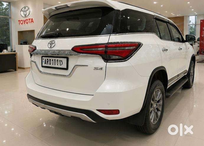 Toyota Fortuner 4x4 Mt 2.8 Diesel, 2022, Diesel