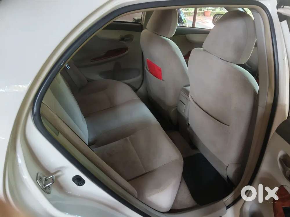 Toyota Corolla Altis 1.8g 2010