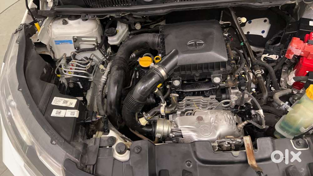 Tata Nexon Xz Plus (hs), 2022, Petrol